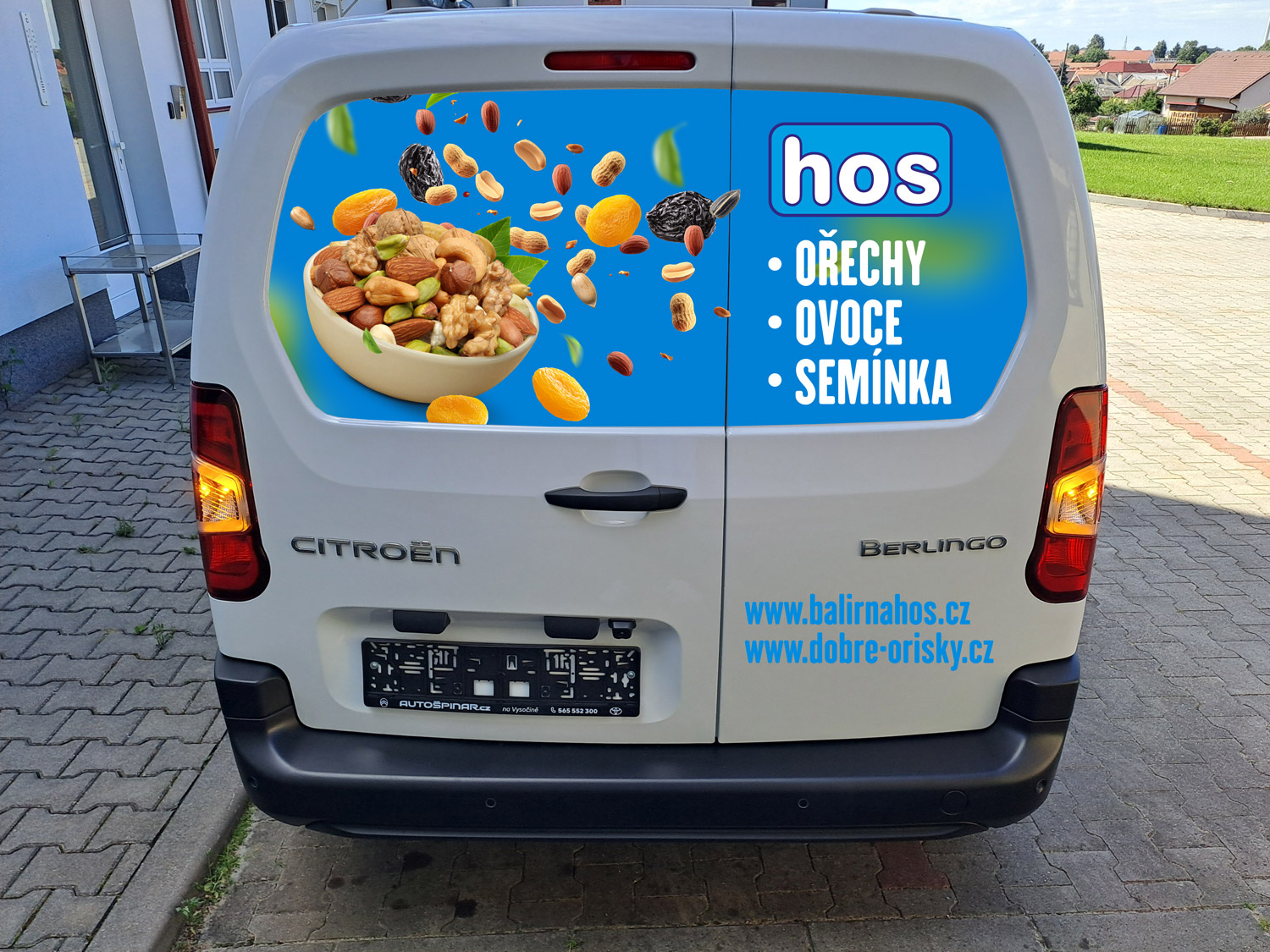 Advertising stickers for cars of the company hos - Grafický dizajn